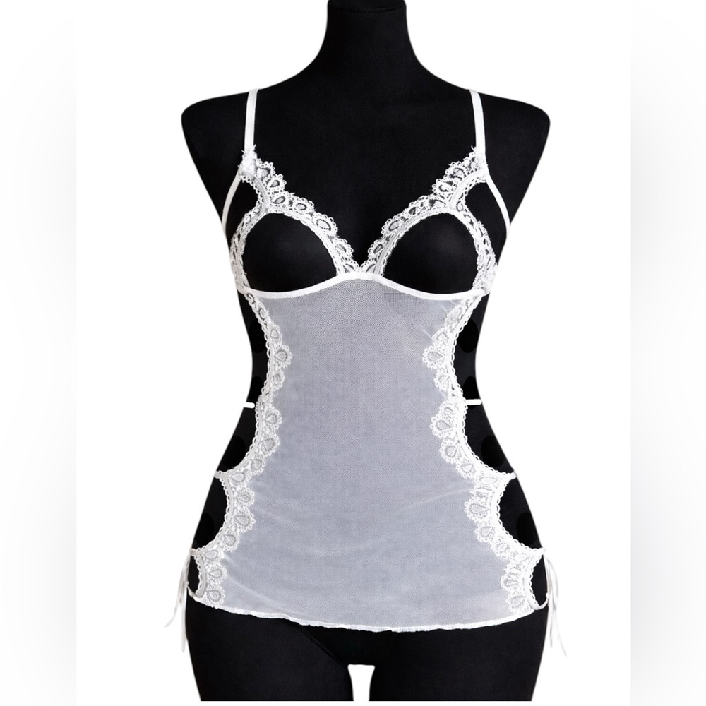 VTG Lovers Lane Sheer Lace Peekaboo Cup Babydoll Lingerie Mesh Ivory White Lace